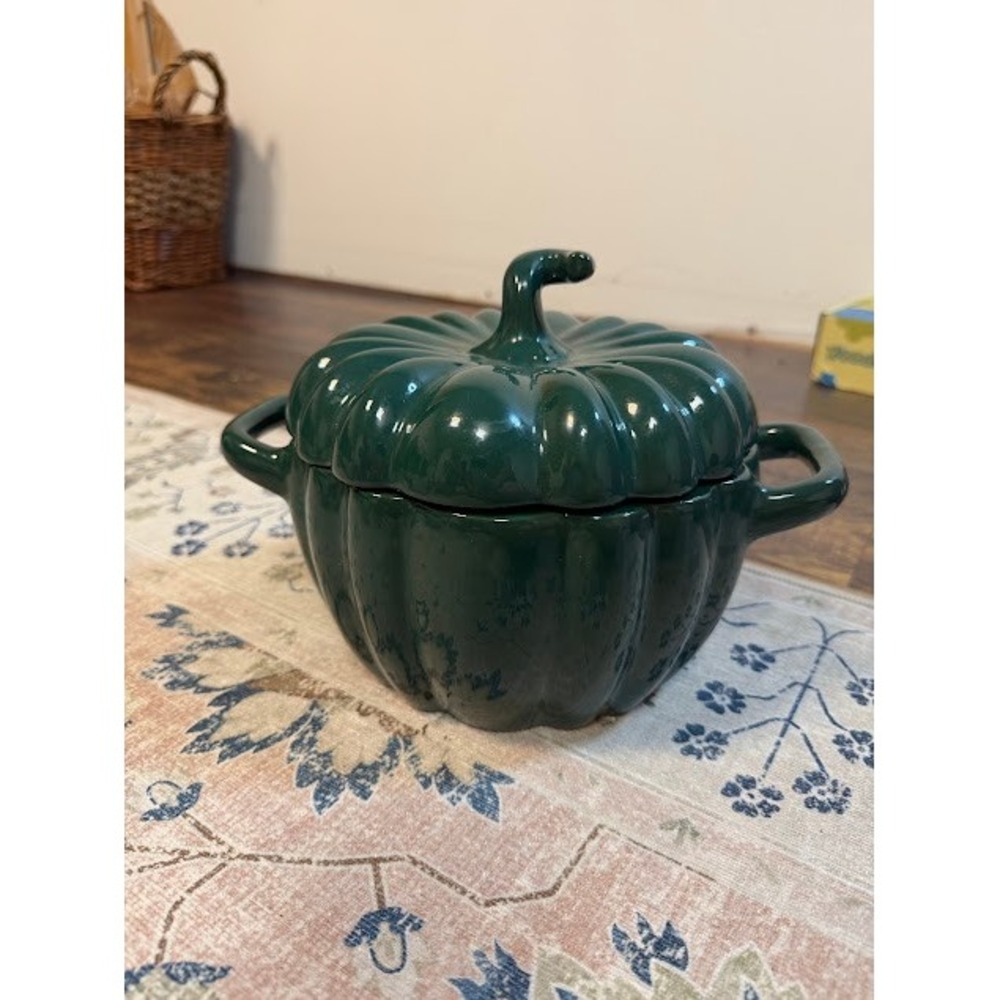 Fall Decor Crofton Pumpkin Casserole Dish OS Green Stoneware Dutch Oven